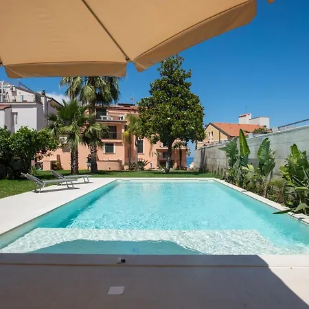 Rosa Lejlighedshotel