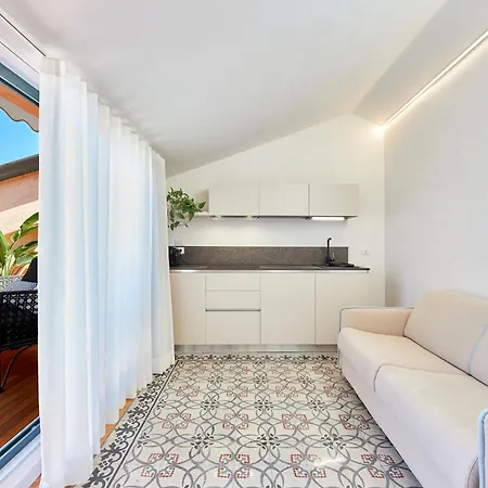 Rosa Lejlighedshotel 4*