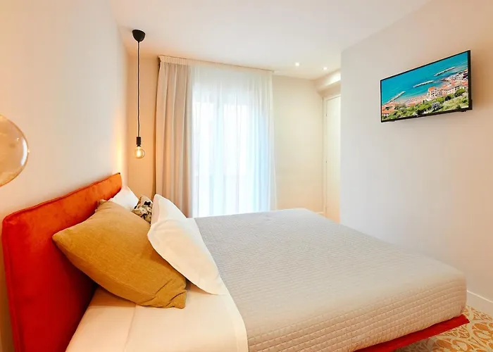 Rosa Santa Maria di Castellabate